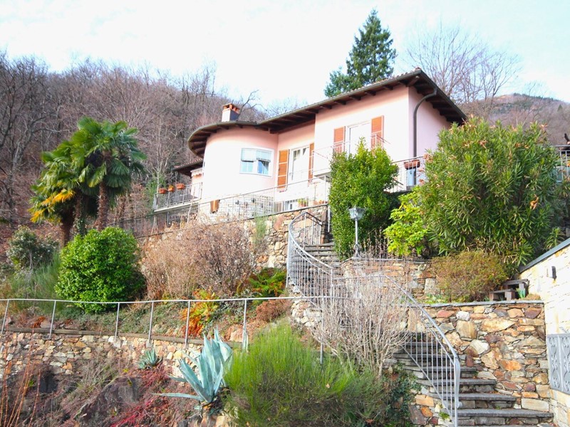 Villa in Vendita a Cannobio, 750'000€, 170 m²