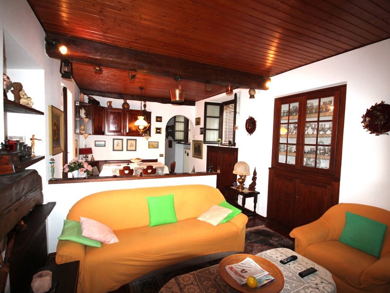 Casa Indipendente in Vendita a Cannobio, 430'000€, 170 m²