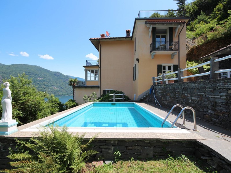 Villa in Vendita a Cannobio, 1'180'000€, 160 m²