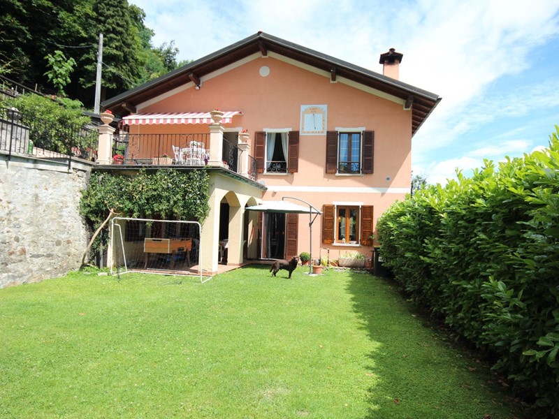 Trilocale in Vendita a Cannobio, 300'000€, 115 m²