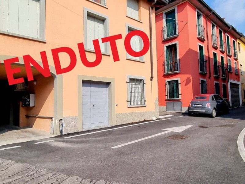 Ufficio in Vendita a Capriate San Gervasio, 84'000€, 68 m²