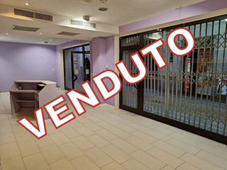 Negozio in Vendita a Trezzo sull'Adda, 59'000€, 70 m²