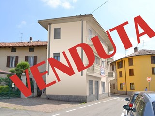 Trilocale in Vendita a Suisio, 80'000€, 90 m²
