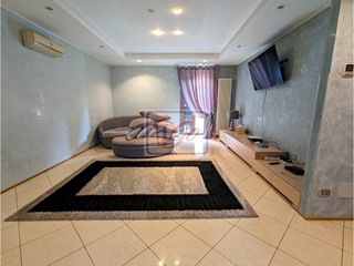 Quadrilocale in Vendita a Capriate San Gervasio, 220'000€, 145 m²