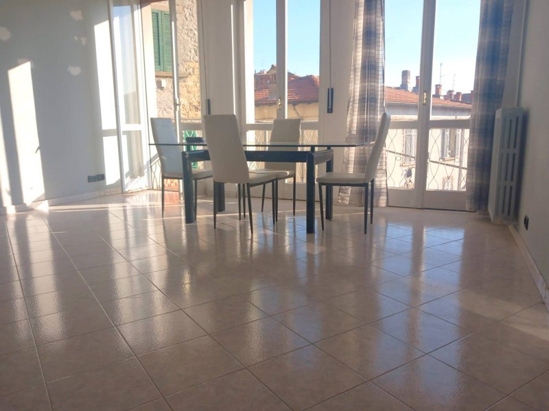 Appartamento in Vendita a Ponte San Pietro, 135'000€, 140 m²