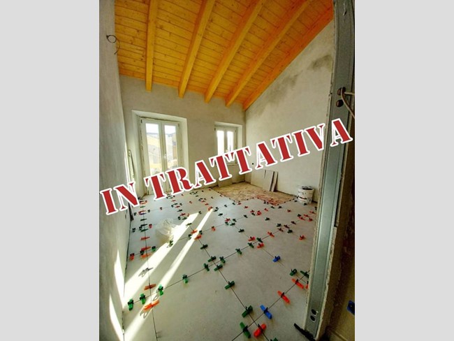 Trilocale in Vendita a Busnago, 137'000€, 78 m²