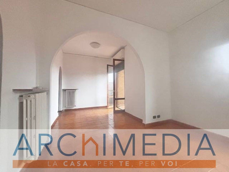 Appartamento in Vendita a Varese, 135'000€, 120 m²