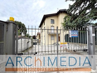 Attico in Vendita a Induno Olona, 115'000€, 50 m²