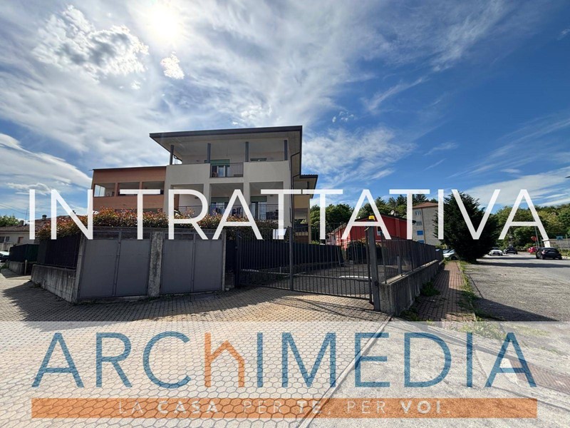Trilocale in Vendita a Cantello, 179'000&euro;, 88 m²