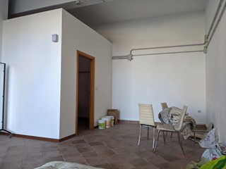 Immobile commerciale in Vendita a Giulianova, 58'000€, 60 m²