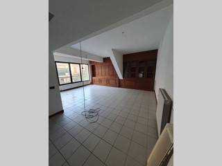 Ufficio in Affitto a Teramo, 850&euro;, 133 m²