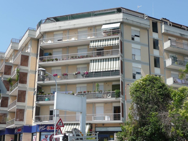 Quadrilocale in Vendita a Teramo, 90'000€, 90 m²