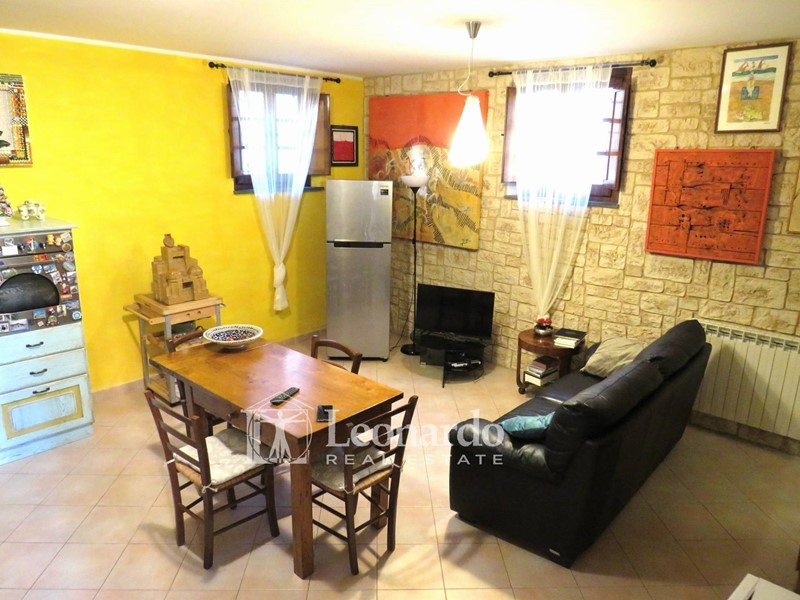 Appartamento in Vendita a Camaiore, 195'000&euro;, 115 m²