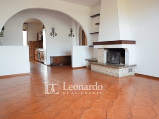 Appartamento in Vendita a Viareggio, 360'000€, 115 m²