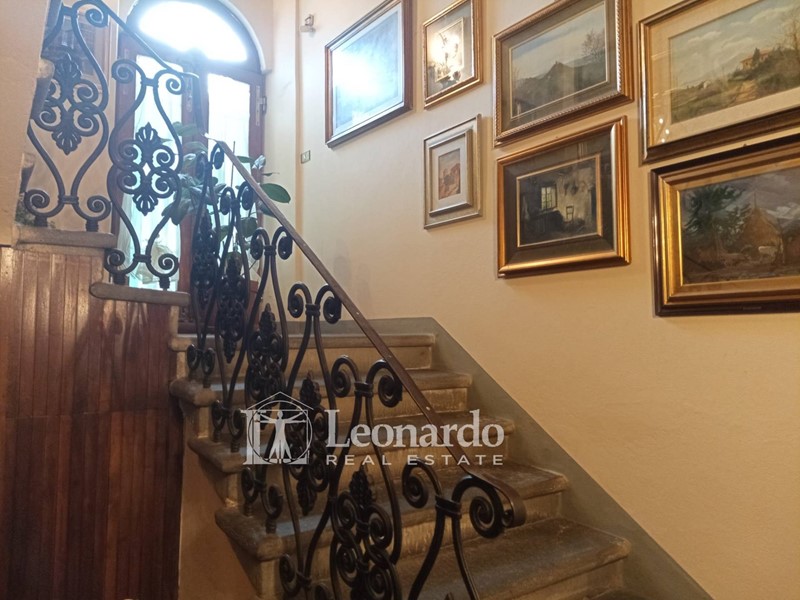 Casa Indipendente in Vendita a Pescaglia, 598'000€, 1150 m²