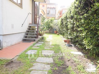 Casa Semi Indipendente in Vendita a Viareggio, 350'000€, 150 m²