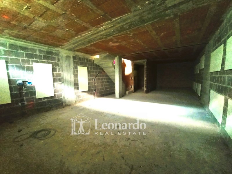 Quadrilocale in Vendita a Massarosa, 150'000€, 100 m²