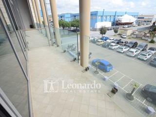 Ufficio in Vendita a Viareggio, 230'000€, 60 m²