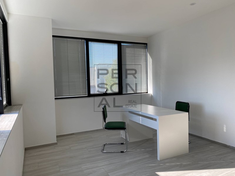 Ufficio in Affitto a Bolzano, 457&euro;, 30 m²