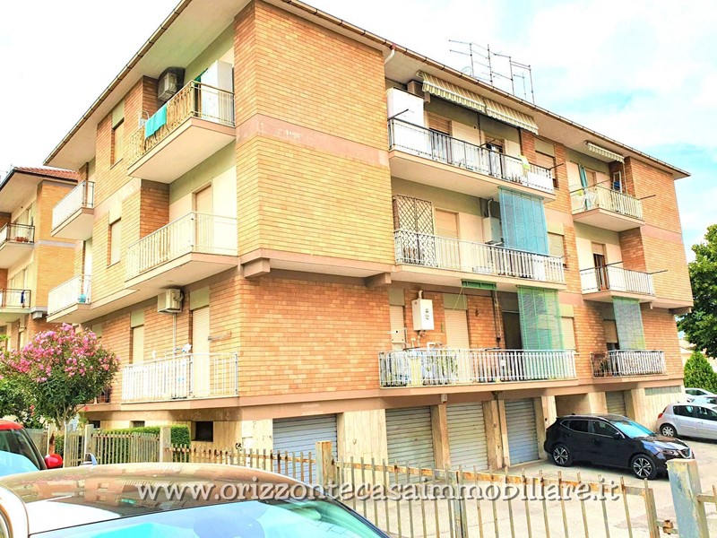 Quadrilocale in Vendita a Ascoli Piceno, 98'000€, 82 m²
