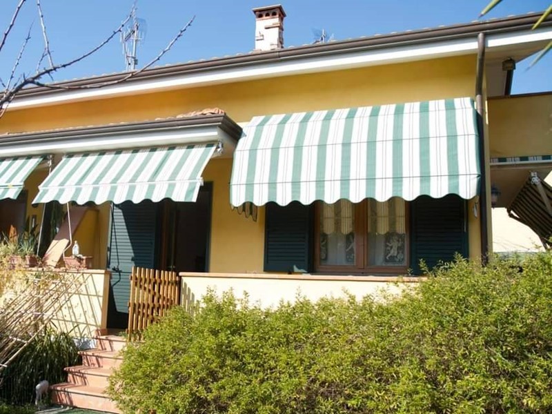 Villa in Vendita a Massarosa, 280'000€, 135 m²