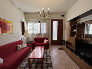 Casa Indipendente in Vendita a Viareggio, 445'000€, 150 m²