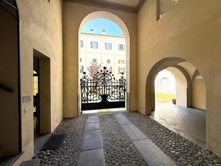 Ufficio in Vendita a Pavia, 199'000€, 88 m²