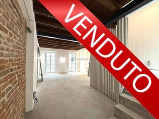 Appartamento in Vendita a Pavia, 715'000€, 183 m²