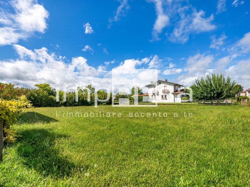 Terreno edificabile in Vendita a Codognè, 86'000€, 1548 m²