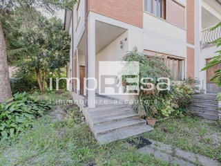 Casa Indipendente in Vendita a Vittorio Veneto, 330'000€, 356 m²