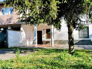 Casa Indipendente in Vendita a Alessandria, 120'000€, 160 m²