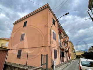 Appartamento in Vendita a Pontecorvo, 45'000€, 75 m²
