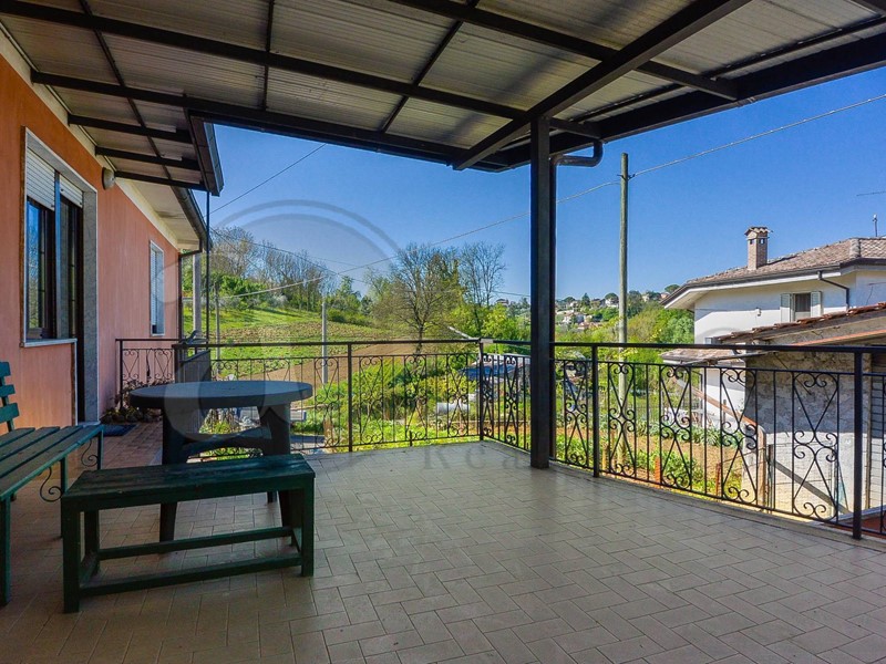 Casa Indipendente in Vendita a Monte San Giovanni Campano, 105'000€, 230 m²