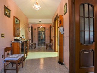 Casa Indipendente in Vendita a Monte San Giovanni Campano, 105'000€, 230 m²