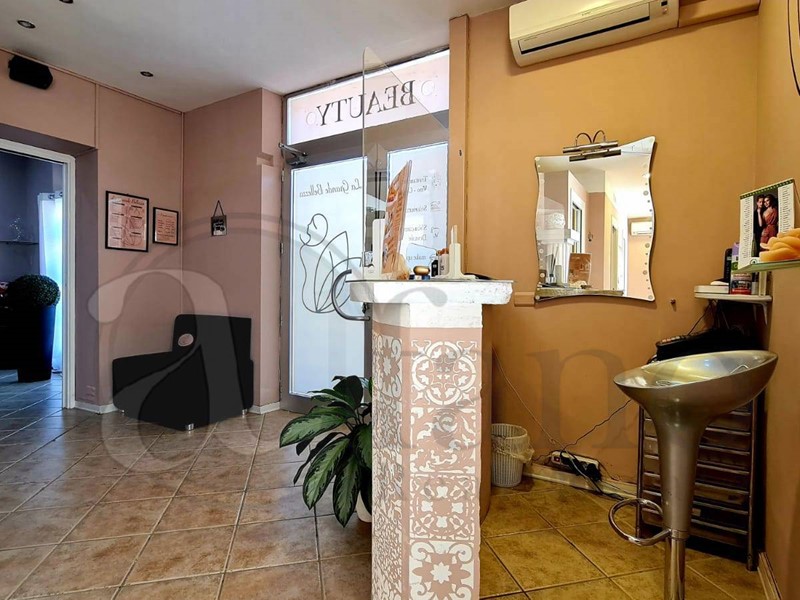 Attività commerciale in Vendita a Roccasecca, 80 m²