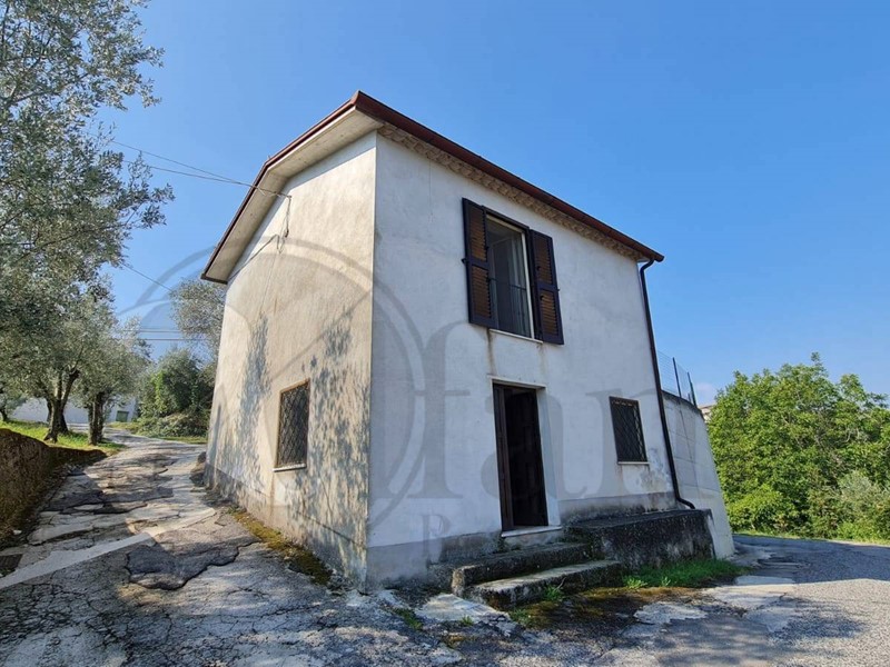 Casa Indipendente in Vendita a Arpino, 80'000€, 160 m²