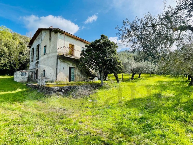 Rustico in Vendita a Roccasecca, 49'000€, 200 m²