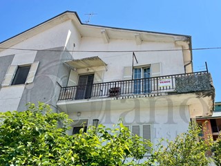 Appartamento in Vendita a Ceprano, 75'000€, 90 m²