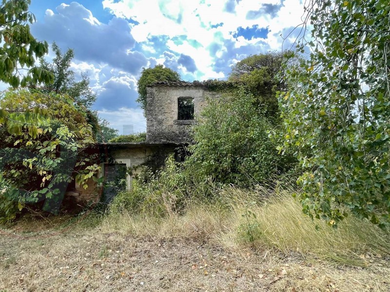 Rustico in Vendita a Santopadre, 85'000€, 100 m²