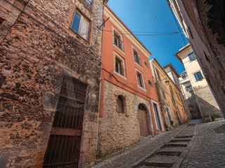 Appartamento in Vendita a Priverno, 98'000&euro;, 140 m²