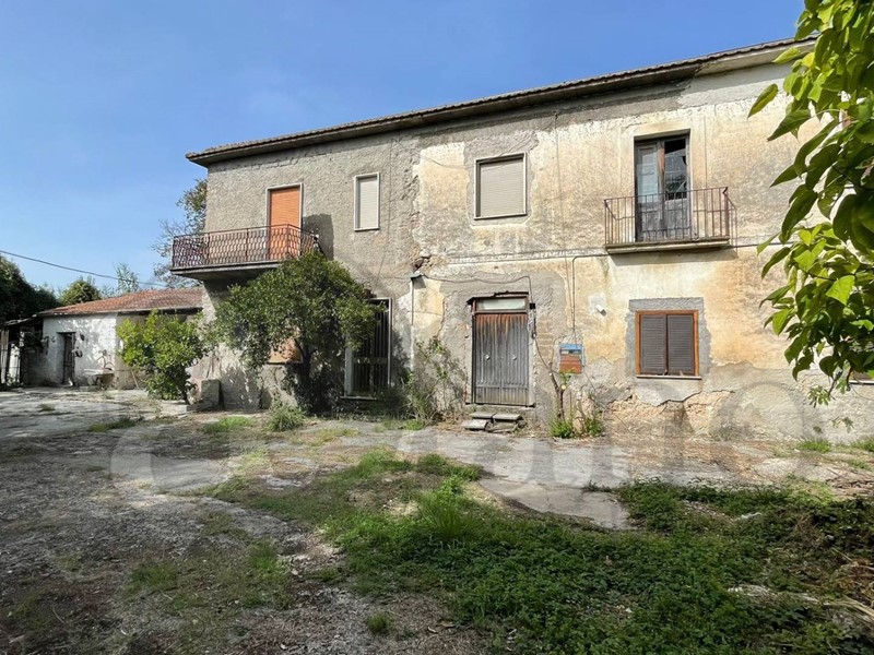 Casa Indipendente in Vendita a Roccasecca, 90'000€, 177 m²