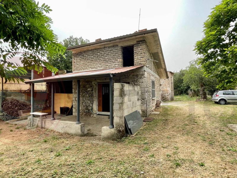 Casa Indipendente in Vendita a Roccasecca, 35'000€, 98 m²