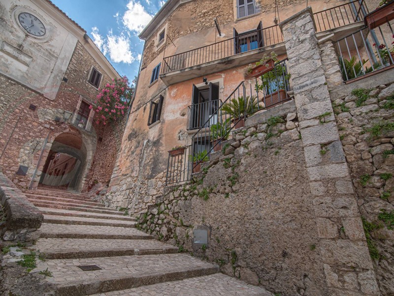 Appartamento in Vendita a San Donato Val di Comino, 194'000€, 150 m²