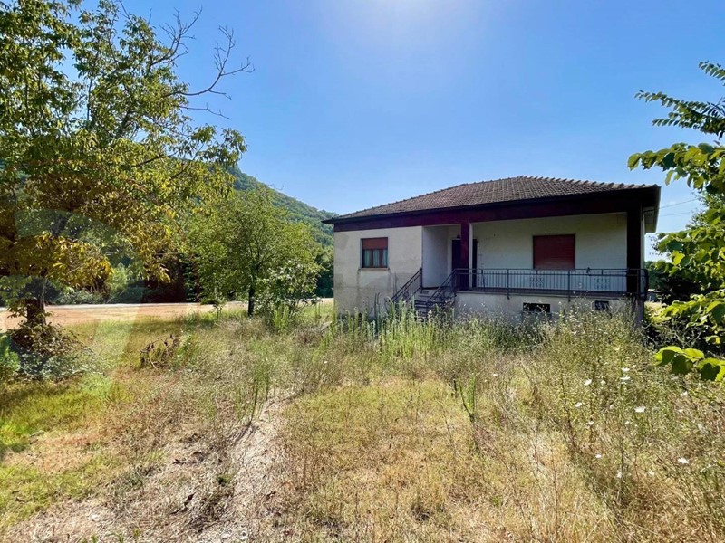 Casa Indipendente in Vendita a Arce, 171'000€, 160 m²