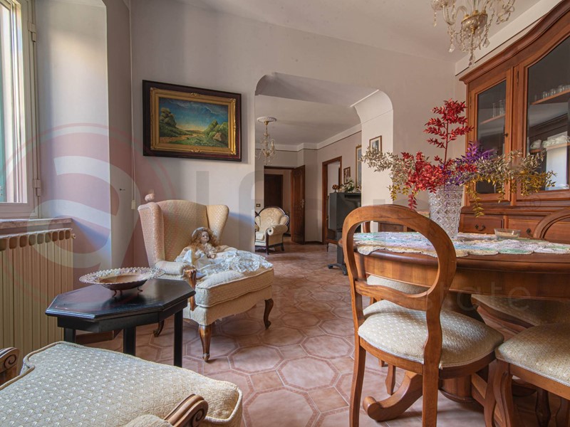 Appartamento in Vendita a Arpino, 250'000€, 443 m²