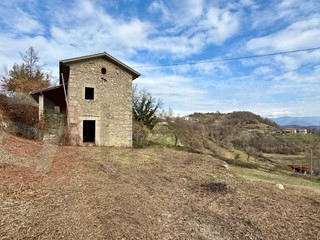 Rustico in Vendita a Santopadre, 70'000€, 150 m²