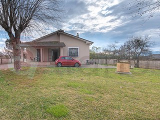 Casa Indipendente in Vendita a Roccasecca, 179'000€, 120 m²