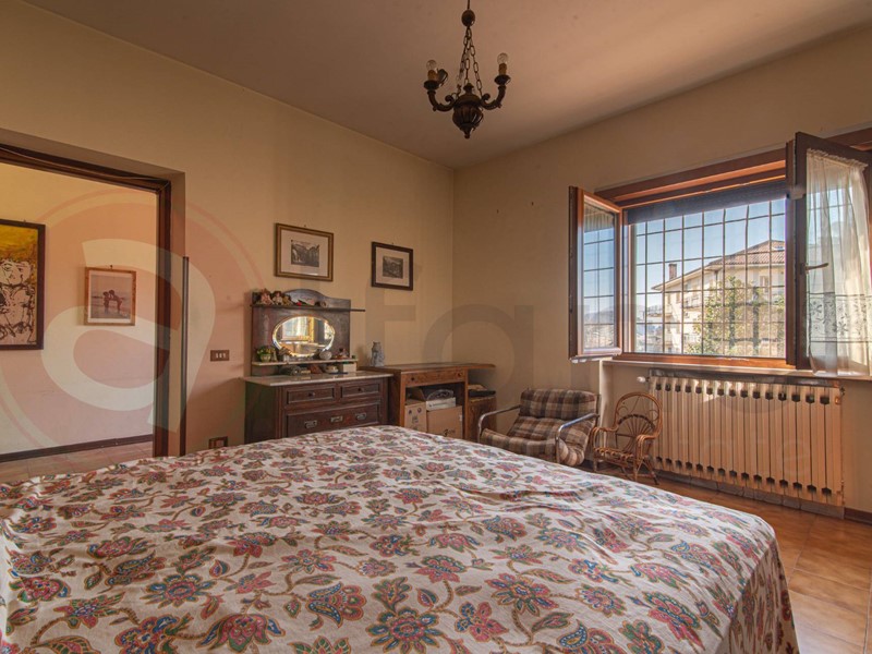 Casa Indipendente in Vendita a Isola del Liri, 195'000€, 290 m²