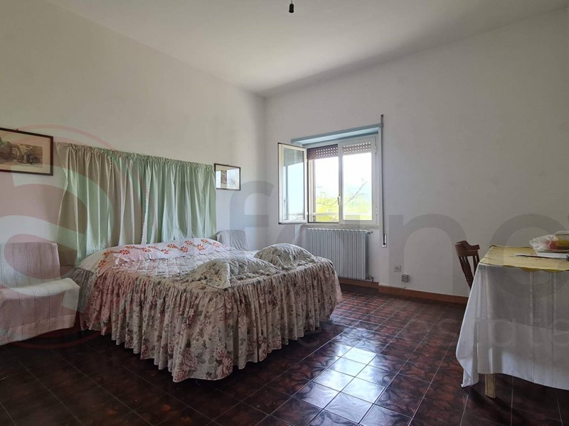 Rustico in Vendita a Esperia, 78'000€, 120 m²