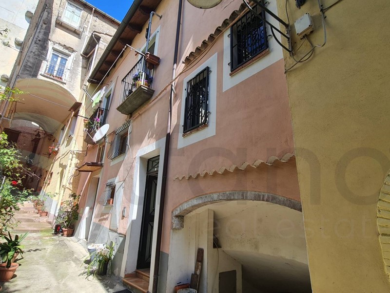 Rustico in Vendita a Itri, 58'000€, 67 m²